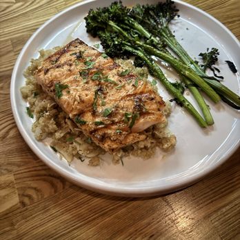 Batch Local Kitchen: Fort Lauderdale - Bourbon-Maple Salmon - American Near Me - Fort Lauderdale, Florida Batch Local Kitchen: Fort Lauderdale - Bourbon-Maple Salmon - American Near Me - Fort Lauderdale, Florida