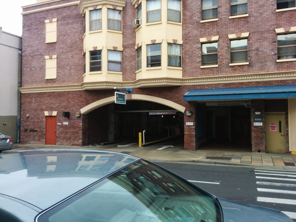 KEKAULIKE COURTYARDS Updated September 2024 1016 Maunakea St