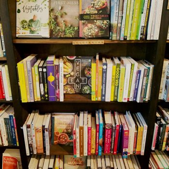 Readers Books - Bookstores Near Me - Sonoma, California Readers Books - Bookstores Near Me - Sonoma, California