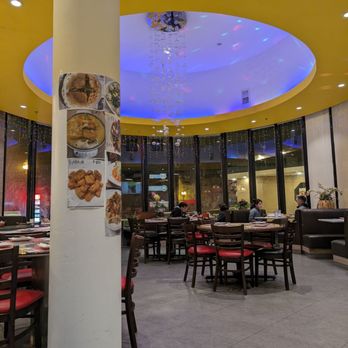 Longten Cafe - Interior - Hong Kong Style Cafe Near Me - Monterey Park, California Longten Cafe - Interior - Hong Kong Style Cafe Near Me - Monterey Park, California