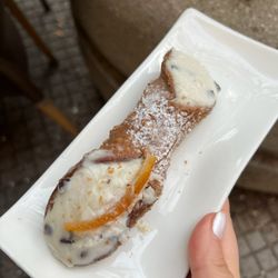 Caffè Pasticceria Spinnato - Cannoli