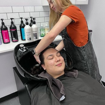 Desert Flower Salon - Hair Stylists Near Me - Henderson, Nevada