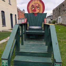 Flatwoods Monster Chairs
