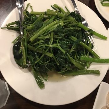 Ha Noi Vietnamese Kitchen - Stirred fried vegetables - Vietnamese Near Me - Brooklyn, New York