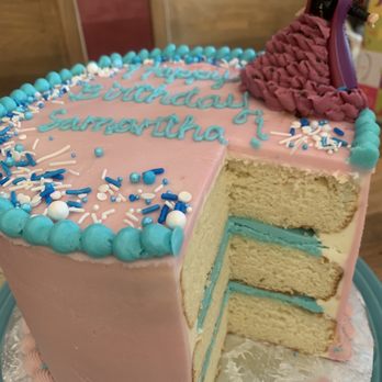 Los Ranchos Bakery - Gorgeous cake!!! - Bakeries Near Me - Los Ranchos de Albuquerque, New Mexico Los Ranchos Bakery - Gorgeous cake!!! - Bakeries Near Me - Los Ranchos de Albuquerque, New Mexico