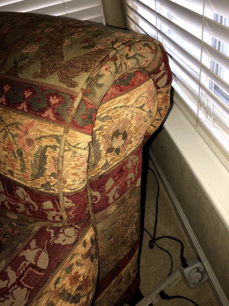 STEPHENS CUSTOM UPHOLSTERY 350 N El Camino Real, Encinitas