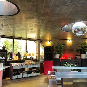 Osmo x Marusan - Inside - Coffee & Tea Near Me - Montreal, Quebec Osmo x Marusan - Inside - Coffee & Tea Near Me - Montreal, Quebec