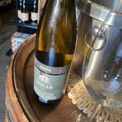 Corks Wine & Spirits - Wine tasting