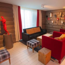 Hôtel Agora Swiss Night by Fassbind - Hotel Lobby