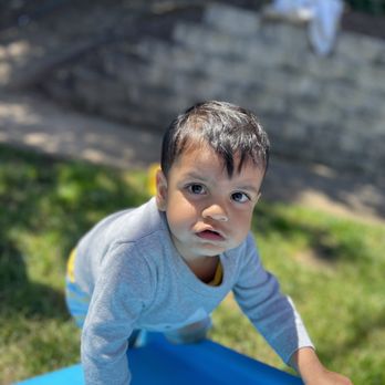 It Takes a Village - Getting outside daily allows children to develop gross
motor skills - Preschools Near Me It Takes a Village - Getting outside daily allows children to develop gross
motor skills - Preschools Near Me