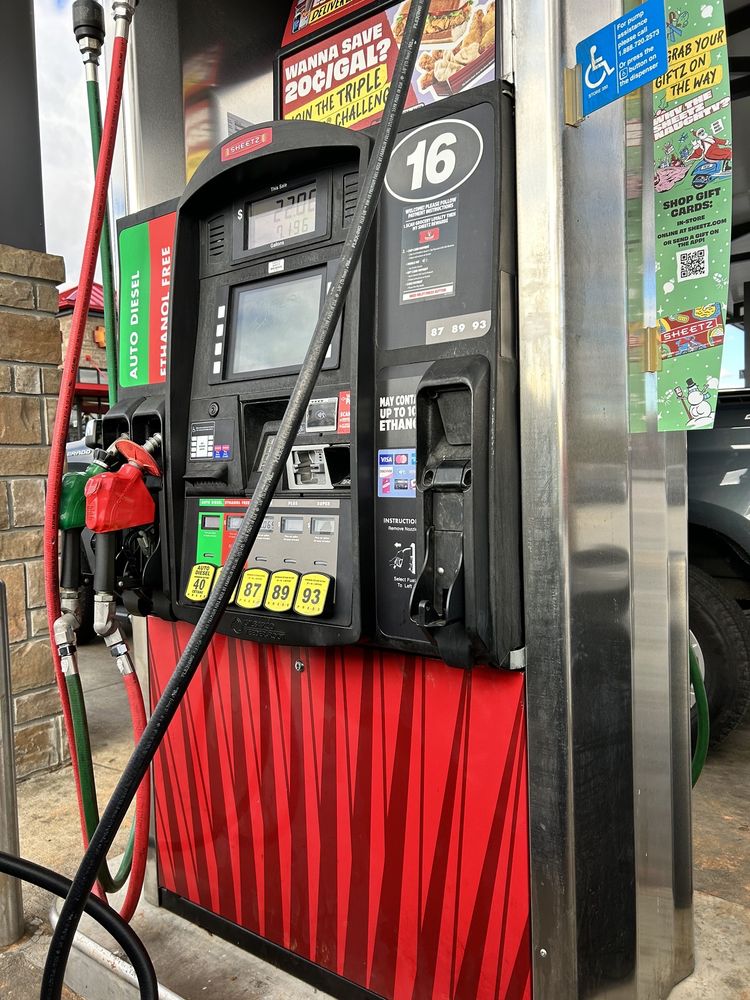 SHEETZ Updated July 2024 31 Photos & 44 Reviews 1237 Mebane Oaks