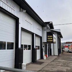 Lube City - Photo