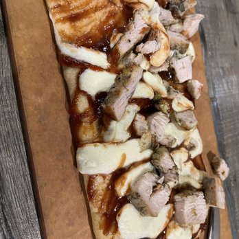 Fieldhouse Restaurant & Bar - BBQ Chicken pizza - New American Near Me - Norco, California