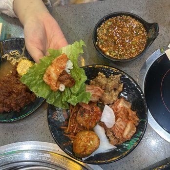 Hungry Pot Korean BBQ & Hot Pot - Kimchi and bulgogi lettuce wrap! - Barbeque Near Me - Wethersfield, Connecticut