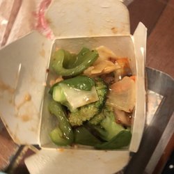 Ho Wok - Hunan Shrimp Dinner Combo In white sauce (it's typically in brown sauce - white sauce was a request)