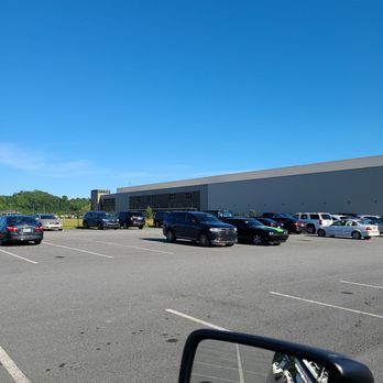 LakePoint Sports - Lakepoint - Basketball Courts Near Me - Emerson, Georgia