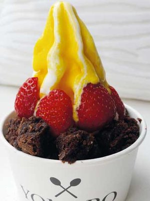YOMARO Frozen Yogurt Köln Eigelstein by null