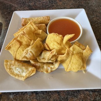 Oseyo - Sampler - Asian Fusion Near Me - Bolivar, Missouri Oseyo - Sampler - Asian Fusion Near Me - Bolivar, Missouri