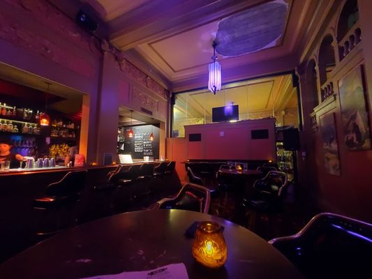 Bear Vs. Bull by null