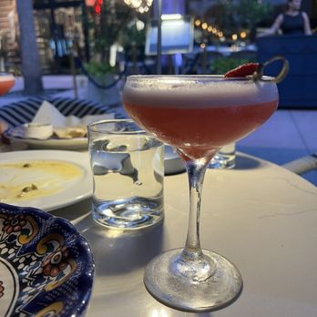 Issabella's - Cocktail - Mediterranean Near Me - Miami Beach, Florida