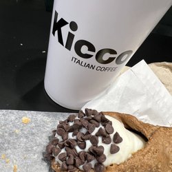 Kicco - Coffee and cannoli