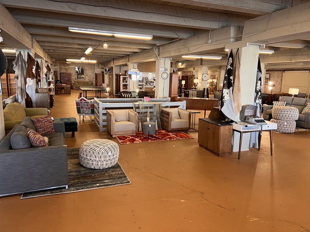 EVERETT CONSIGNMENT Updated September 2024 18 Photos 3210 Hewitt