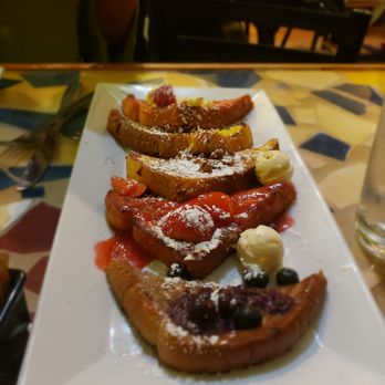 Batter & Berries - Breakfast & Brunch Near Me - Chicago, Illinois