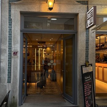 Legend’s House - Hotels Near Me - Porto, 13