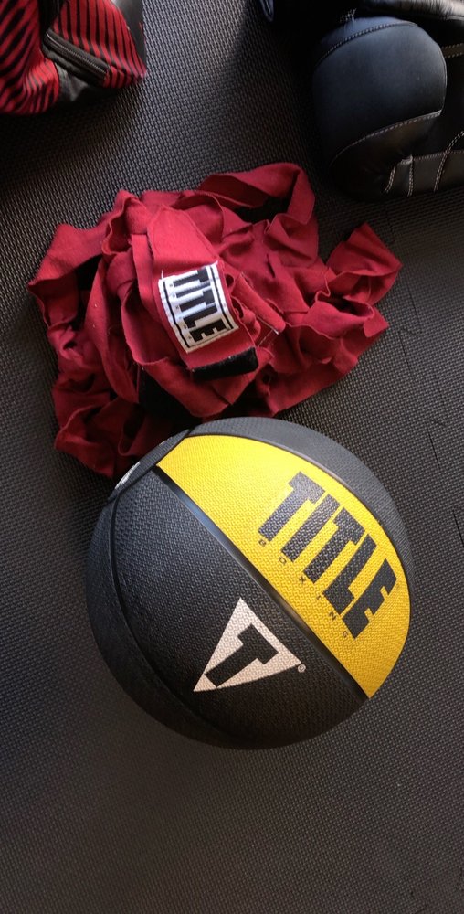 TITLE BOXING CLUB 17 Photos & 49 Reviews 11613 N Central Expy