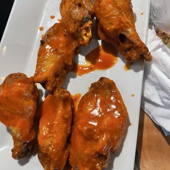 Torrance Tavern - WINGS - Sports Bars Near Me - Torrance, California Torrance Tavern - WINGS - Sports Bars Near Me - Torrance, California