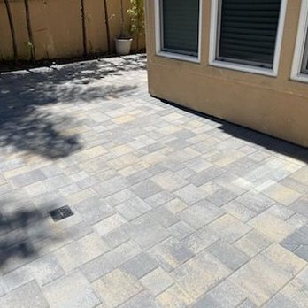The Orange County Interlocking Paver Co - Area in front of dining room - after - General Contractors Near Me - Newport Beach, California The Orange County Interlocking Paver Co - Area in front of dining room - after - General Contractors Near Me - Newport Beach, California
