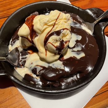 Miller's Ale House - Brownie got fudge ice cream - Sports Bars Near Me - Pembroke Pines, Florida Miller's Ale House - Brownie got fudge ice cream - Sports Bars Near Me - Pembroke Pines, Florida