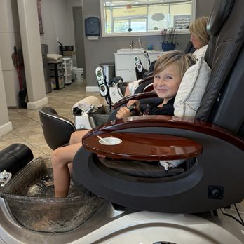 Chanail Nails Spa - Nail Salons Near Me - Simi Valley, California