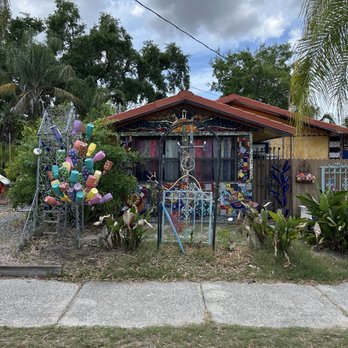 Bowling Ball House - Art Galleries Near Me - Safety Harbor, Florida