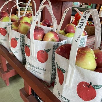 Rocky Ridge Orchard - Fresh apples - Bakeries Near Me - Bowdoin, Maine Rocky Ridge Orchard - Fresh apples - Bakeries Near Me - Bowdoin, Maine