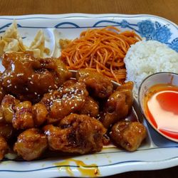 Wonderful Palace - Sesame beef combination platter