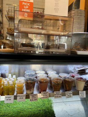 Root & Vine Juice Bar by null