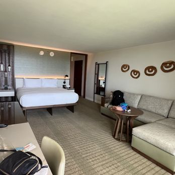SpaWell Maui at Hyatt Regency Maui Resort - Our room - Hotels Near Me - Lahaina, Hawaii