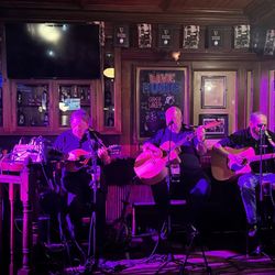 Paddy Cullen Public House - Live band