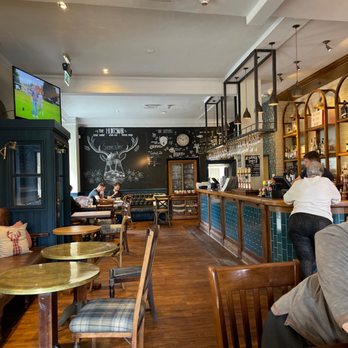 The Huntsman - Main area - Pubs Near Me - Bath, BAS The Huntsman - Main area - Pubs Near Me - Bath, BAS