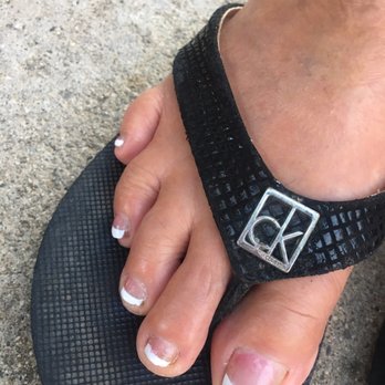 BJ's Happy Nail Spa - Pink polish does not cover entire toe. - Nail Salons Near Me - Merced, California