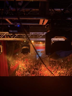 Revolution Live by null