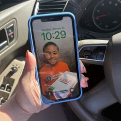 Cpr Cell Phone Repair - Picture of cracked screen repair