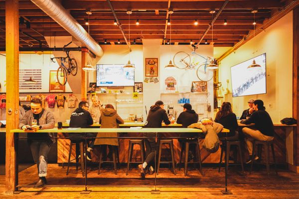 Métier Cycling & Cafe by null