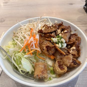 Pho N Mor - Vermicelli with bbq pork and egg roll; only ok - Vietnamese Near Me - Alhambra, California