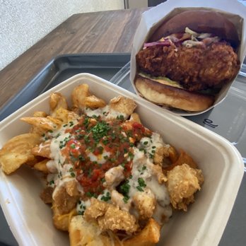 Eggbred - Breakfast poutine, and the Nashville hot - Breakfast & Brunch Near Me - La Habra, California