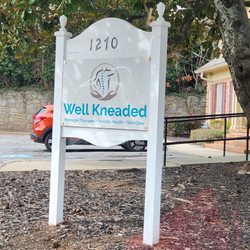 Well Kneaded - Great Signage