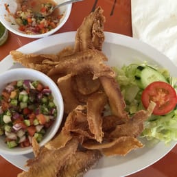 Fried fish plate ( not greasy in any way ) and the salsa matched perfect Fried fish plate ( not greasy in any way ) and the salsa matched perfect