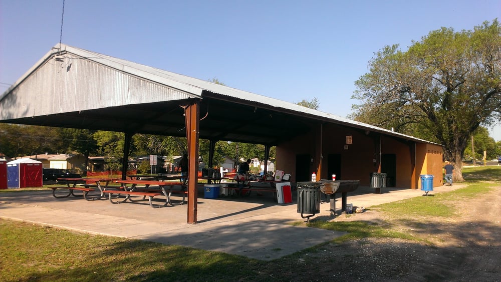 DELLVIEW SWIMMING POOL Updated July 2024 500 Basswood Dr, San