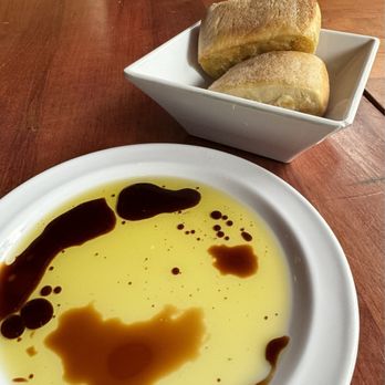 Carmelina's - Bread and Oil - Italian Near Me - Boston, Massachusetts